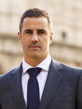 Dominic Knight