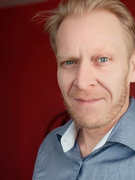 Jacek Łukowski